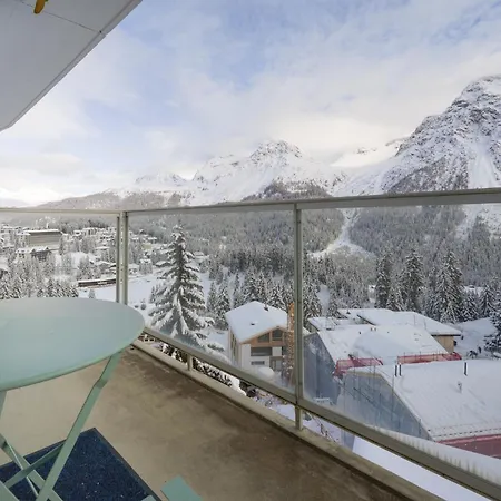 Viktoria A44 By Vacations, Exklusives App Im Zentrum Mit Privater Garage & Panoramablick Apartment *