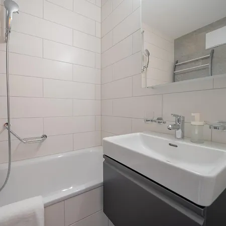 Viktoria A44 By Vacations, Exklusives App Im Zentrum Mit Privater Garage & Panoramablick 公寓 阿罗萨