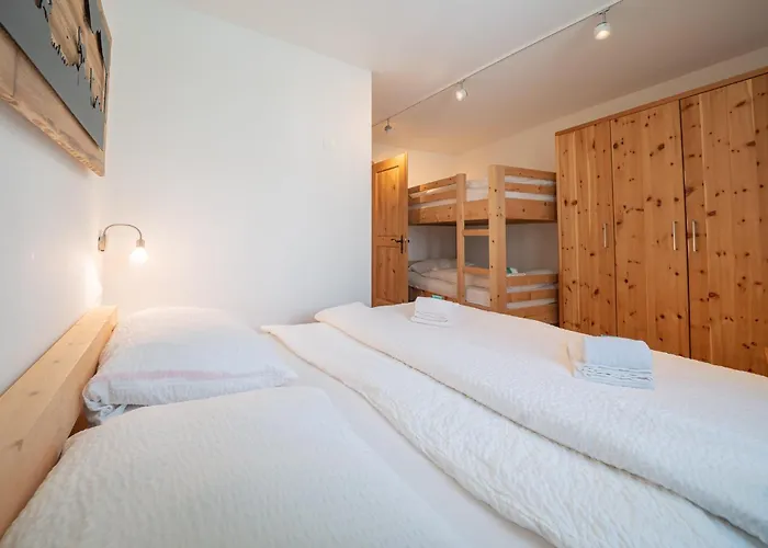 Viktoria A44 By Vacations, Exklusives App Im Zentrum Mit Privater Garage & Panoramablick Lägenhet