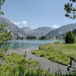 公寓 Viktoria A44 By Vacations, Exklusives App Im Zentrum Mit Privater Garage & Panoramablick 阿罗萨